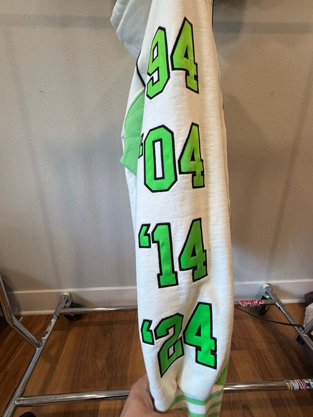 Supreme Playoffs Zip Up Hooded Sweatshirt White SS25 - Picture 3 of 8